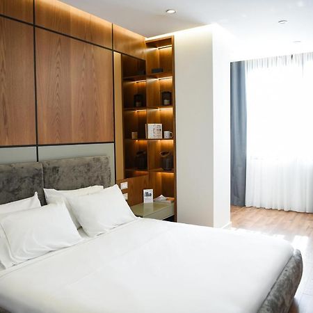 The Wilson Tirana Hotel Kültér fotó