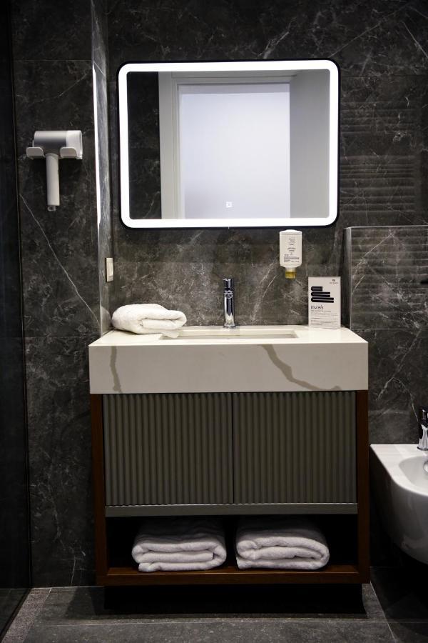 The Wilson Tirana Hotel Kültér fotó