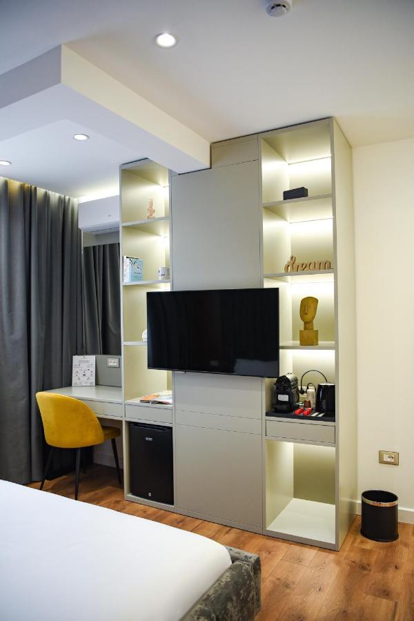 The Wilson Tirana Hotel Kültér fotó